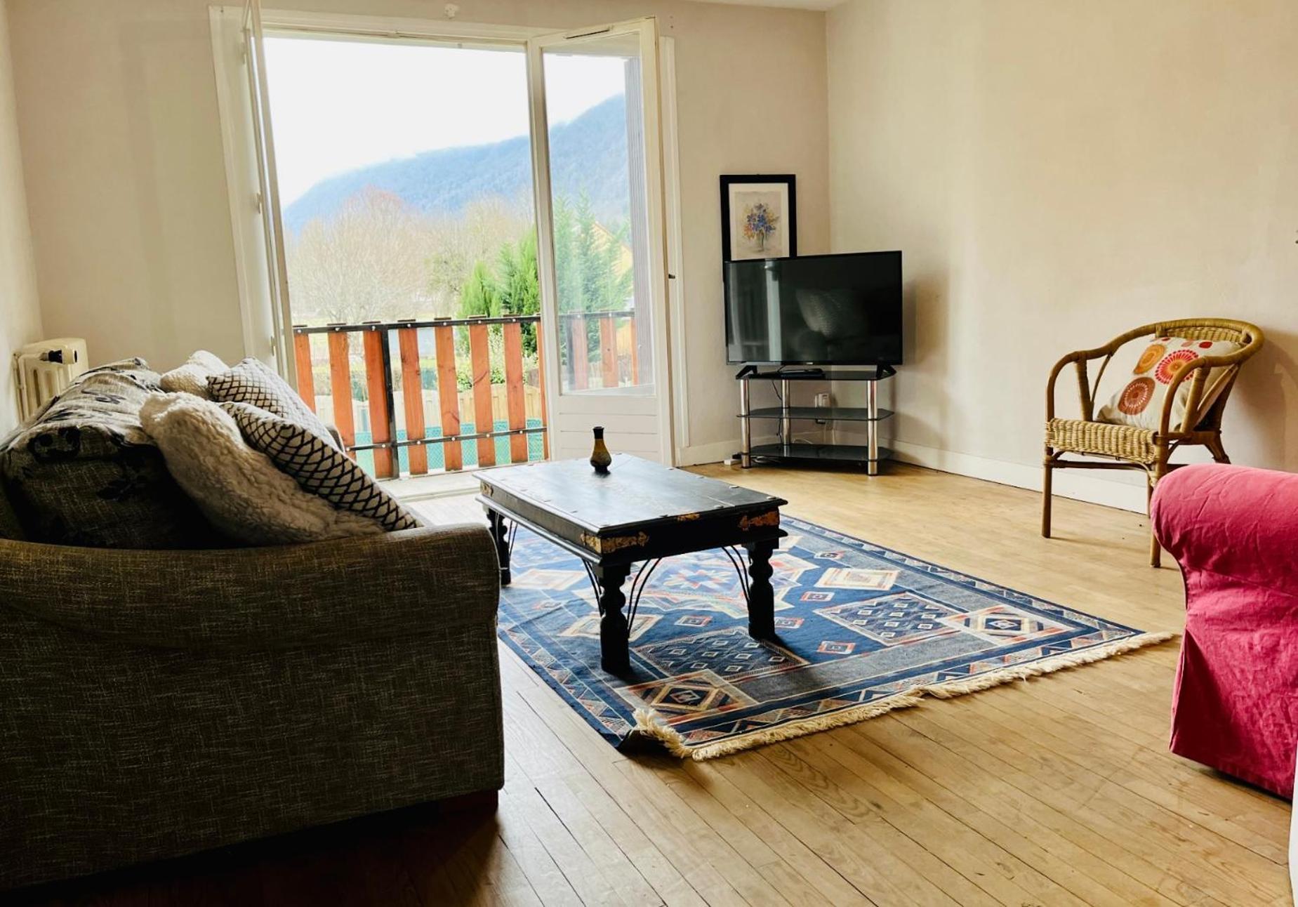 Mountain View 2 Bedroom Apartment Saint Beat Lez Saint-Béat Exterior foto